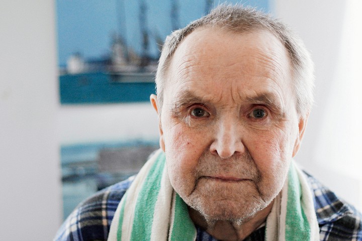 Дедушке вите. Деды вити в сиверской. Поздравления с днём рождения дедушке. Дедушка витя старый. Дедушка витя старый.